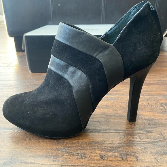 Alfani Parrie Booties Black Size 8.5 - Picture 2 of 9